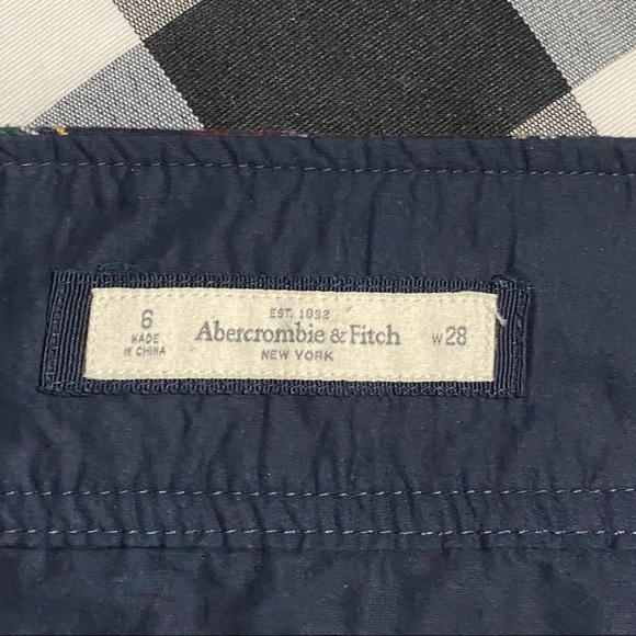 Abercrombie and Fitch tartan plaid skirt - Picture 6 of 7